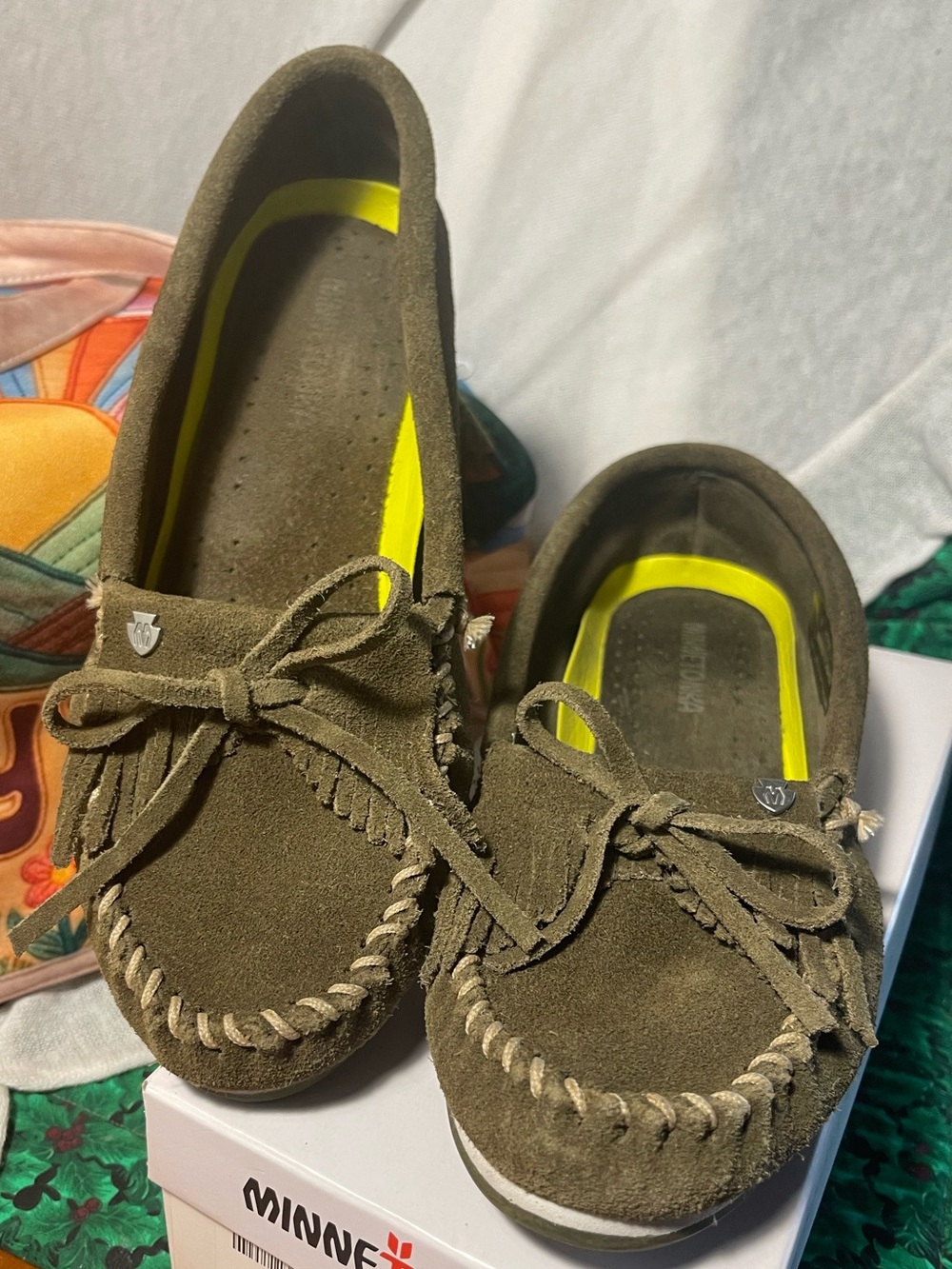 Minnetonka Women's Kilty Plus Suede Moccasins - Olive (Size 9)